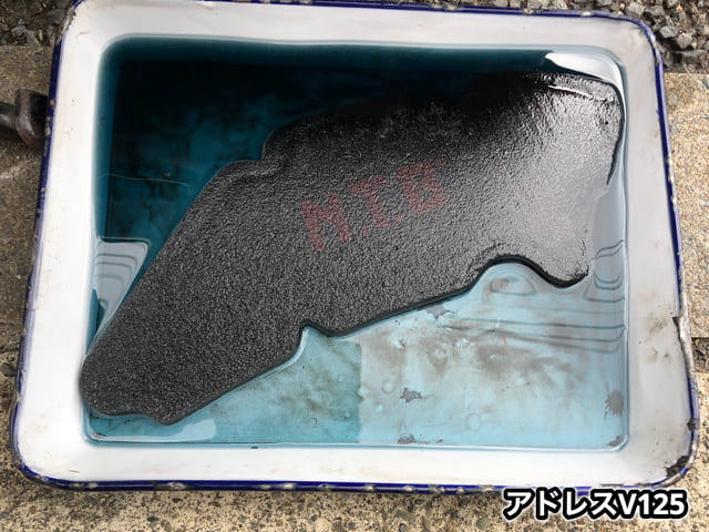 アドレスV125エアクリーナーエレメント洗浄