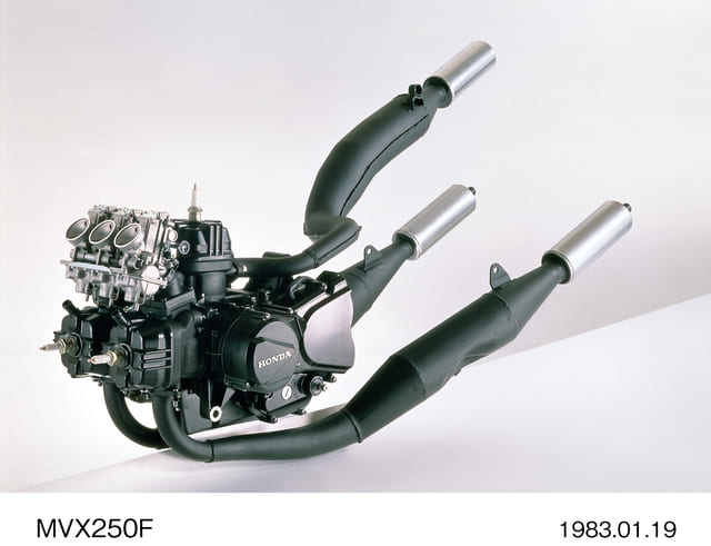 MVX250エンジン
